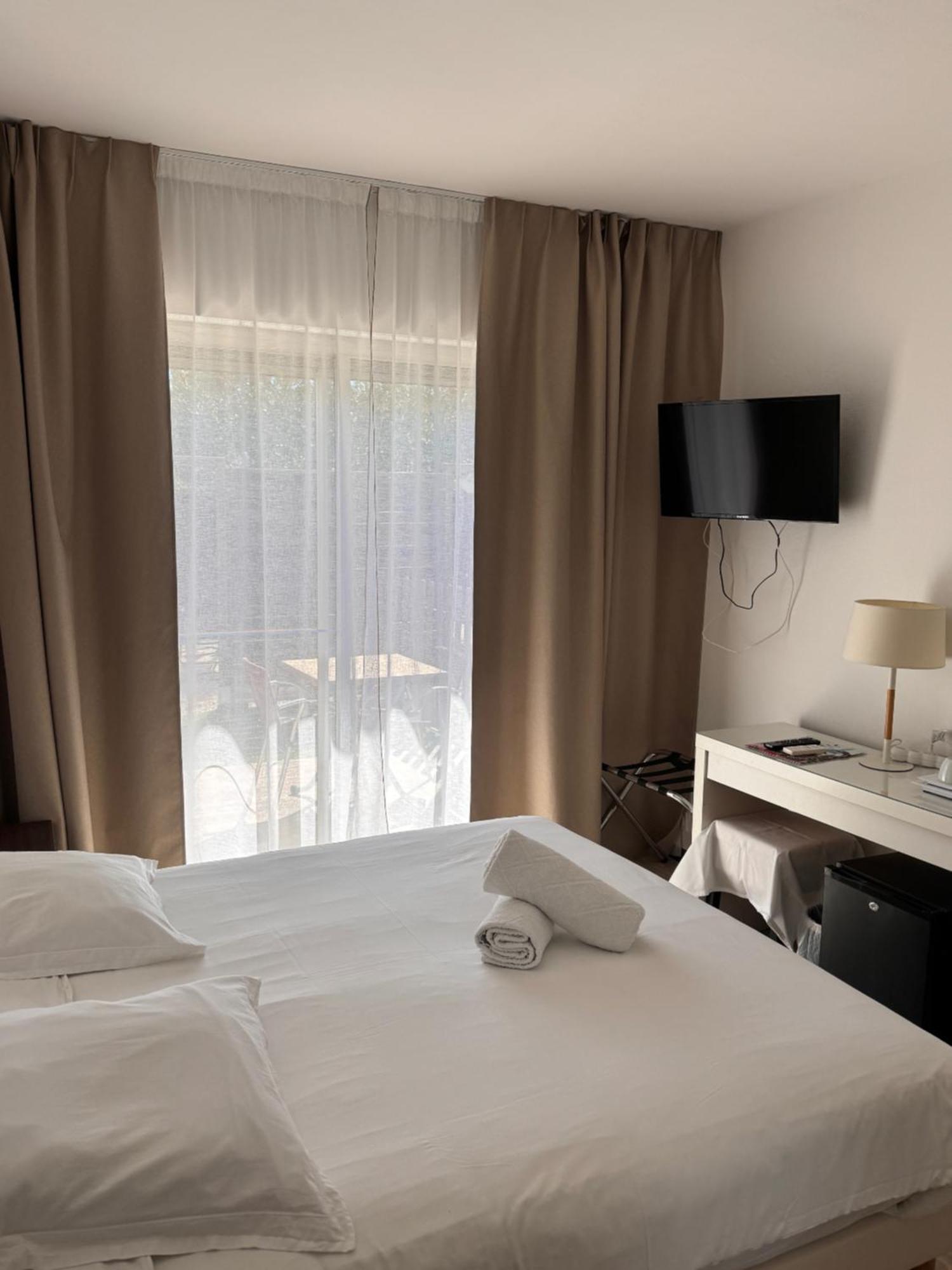 Hotel Le Golfe Bleu Cavalaire-sur-Mer Eksteriør billede